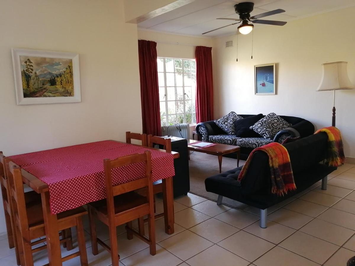 Bell Park Self Catering Bed & Breakfast Champagne Valley Ngoại thất bức ảnh
